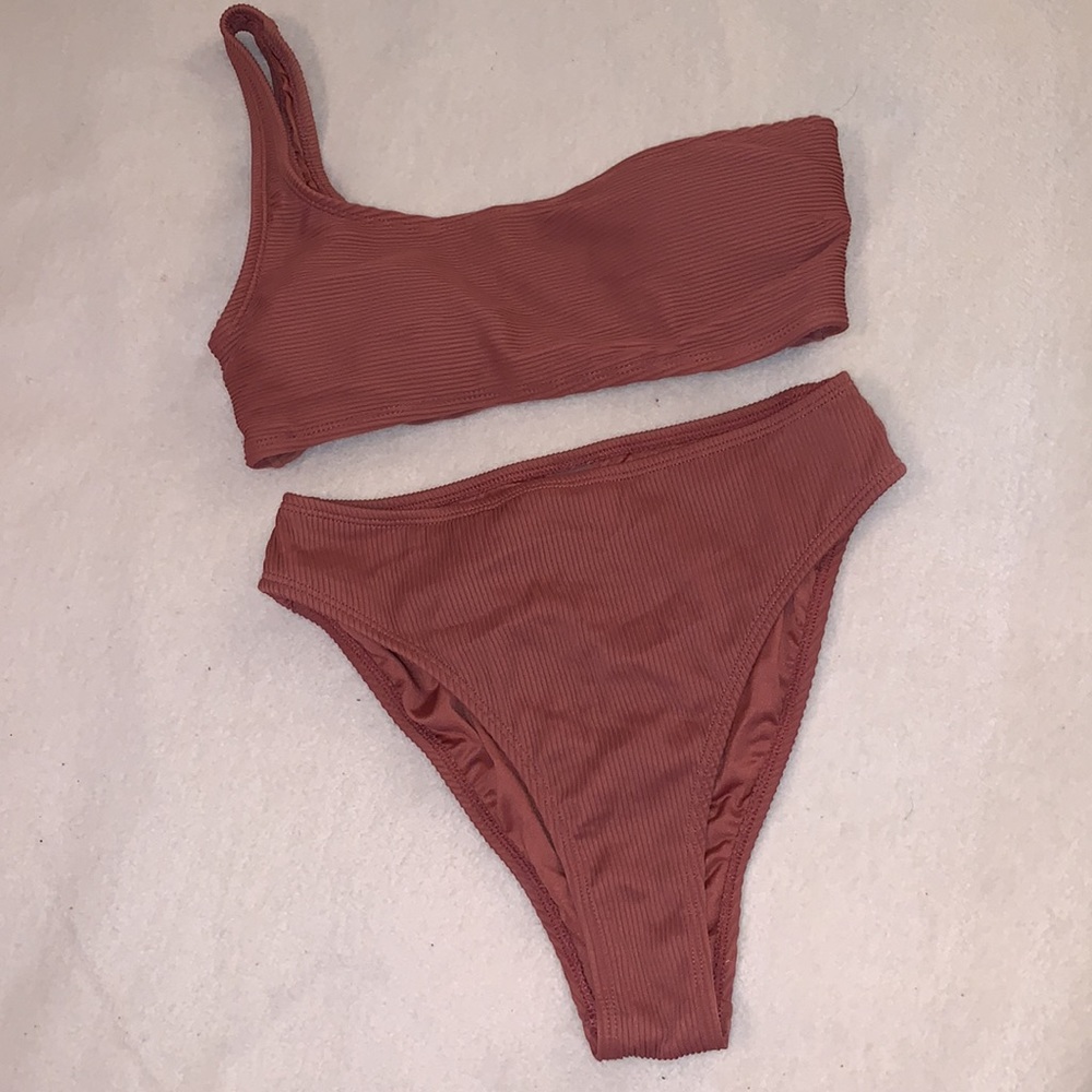 Garage Ribbed Asymmetrical Bikini - Picture 3 of 7